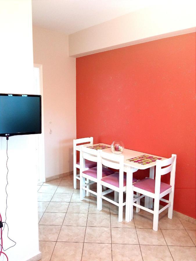Apartment Danai *