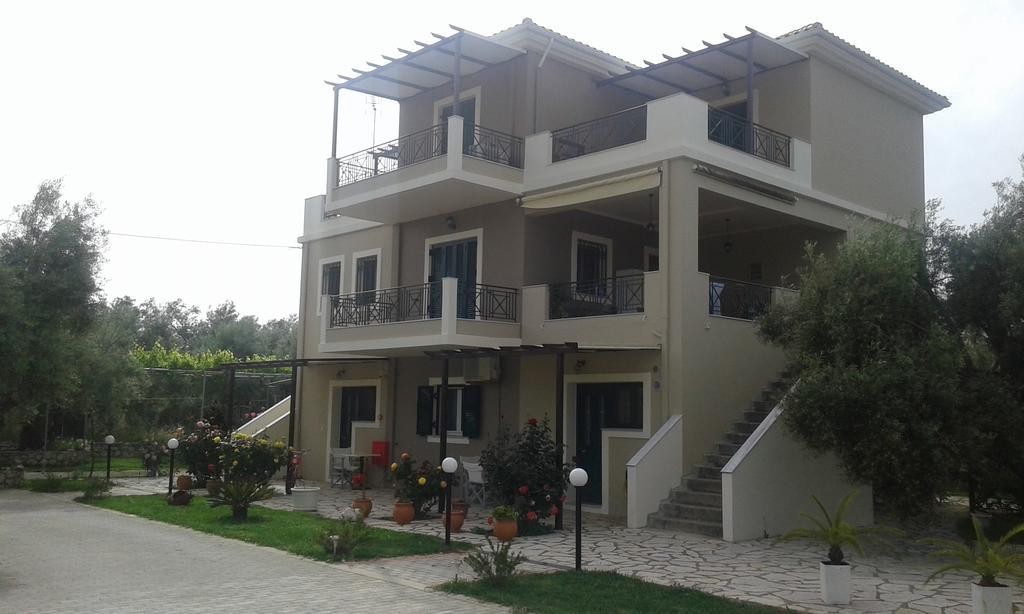 Apartment Danai *