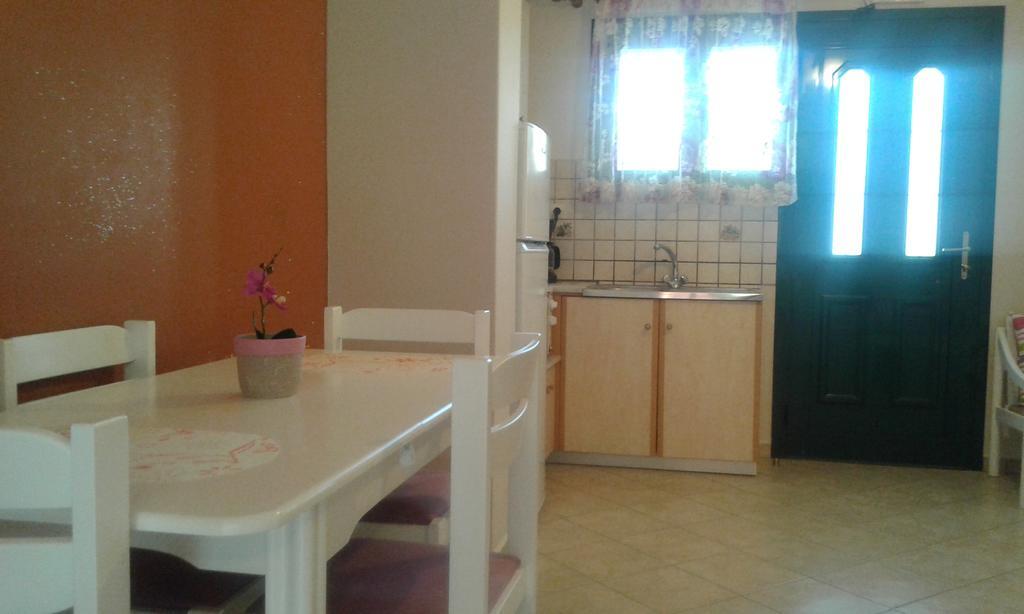 Apartment Danai *